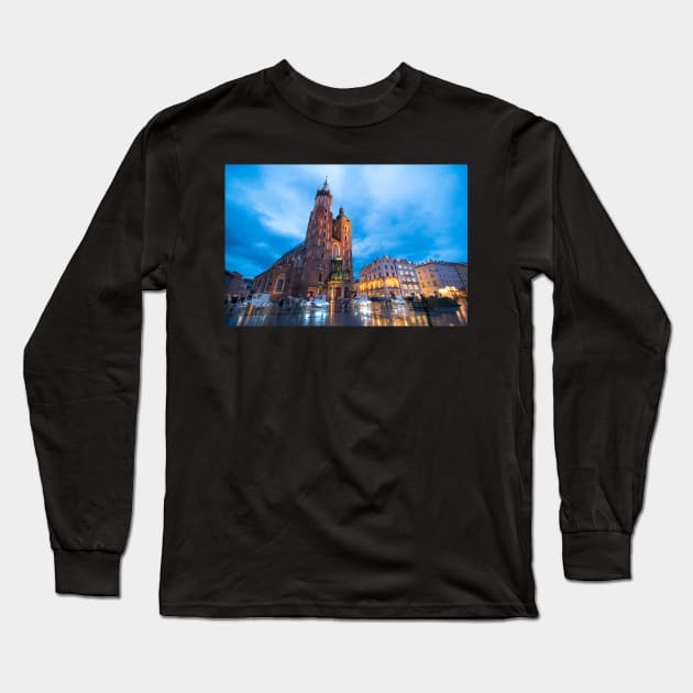 St Mary's Basilica (Mariacki Church) in Krakow, Poland Long Sleeve T-Shirt by mitzobs